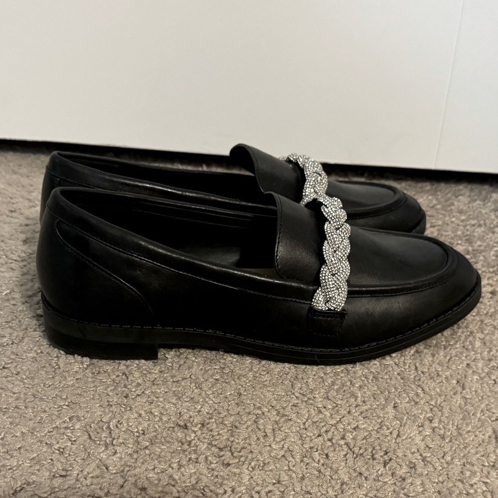 Gianni Bini Black Leather Loafers with Silver Braided Accent